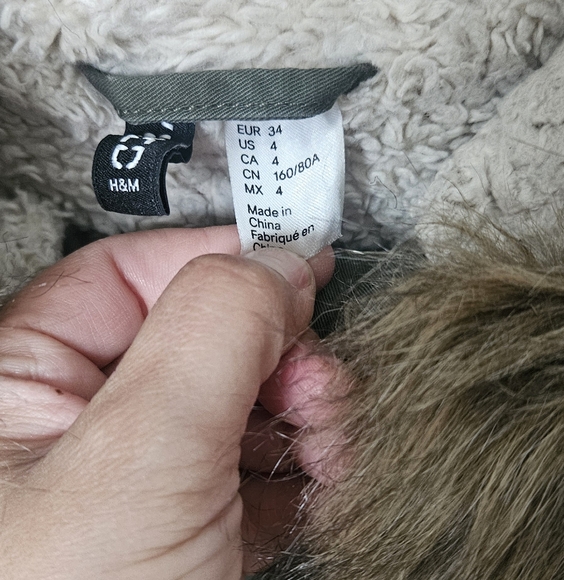 H&M winter jacket - Picture 2 of 5